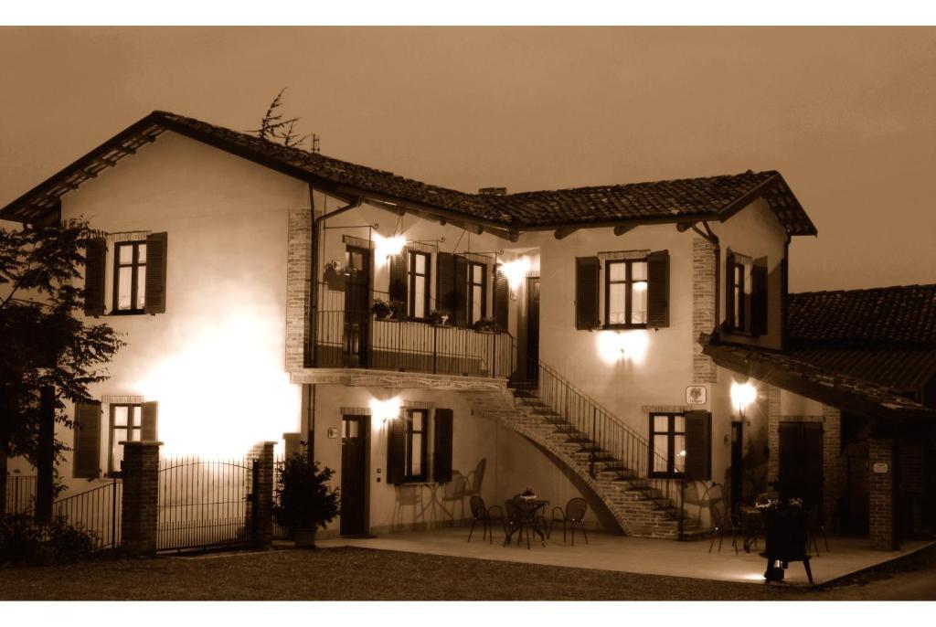 Agriturismo I Grappoli Serralunga d'Alba Extérieur photo