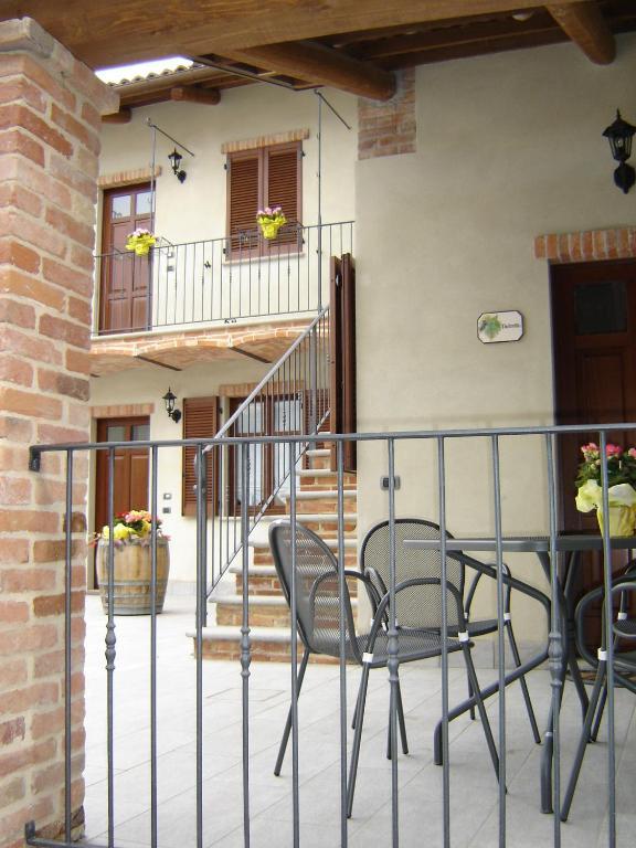 Agriturismo I Grappoli Serralunga d'Alba Chambre photo