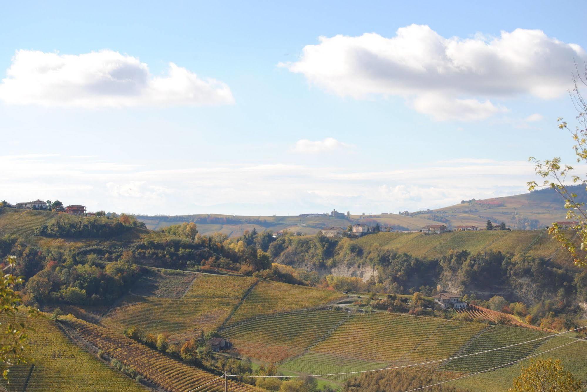Agriturismo I Grappoli Serralunga d'Alba Extérieur photo