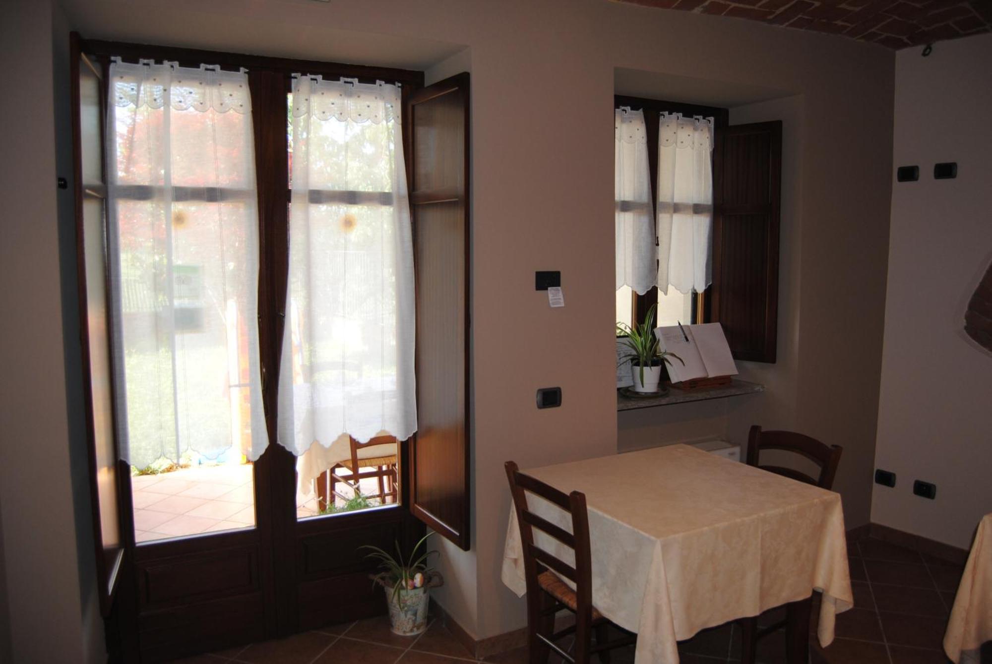 Agriturismo I Grappoli Serralunga d'Alba Extérieur photo