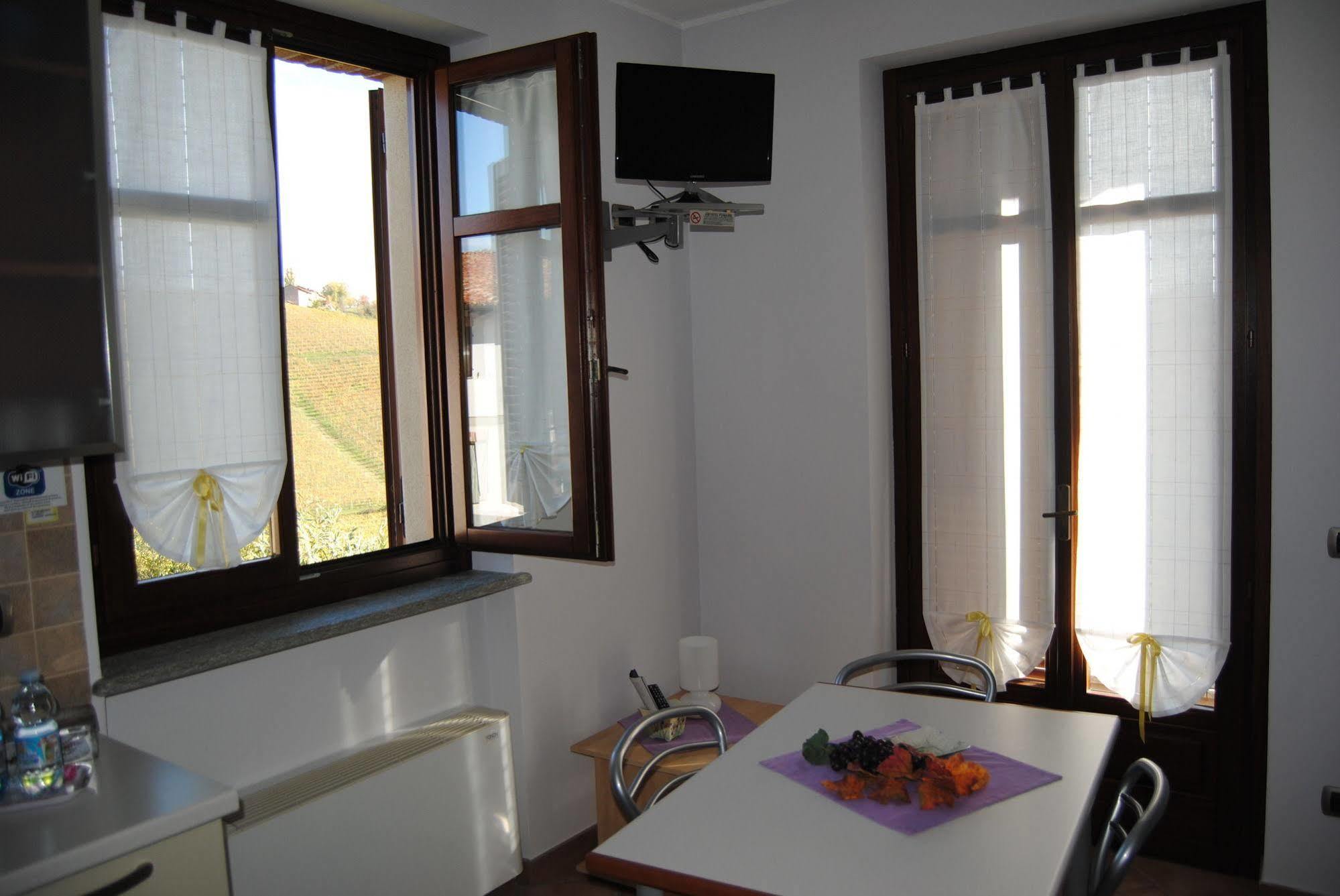Agriturismo I Grappoli Serralunga d'Alba Extérieur photo