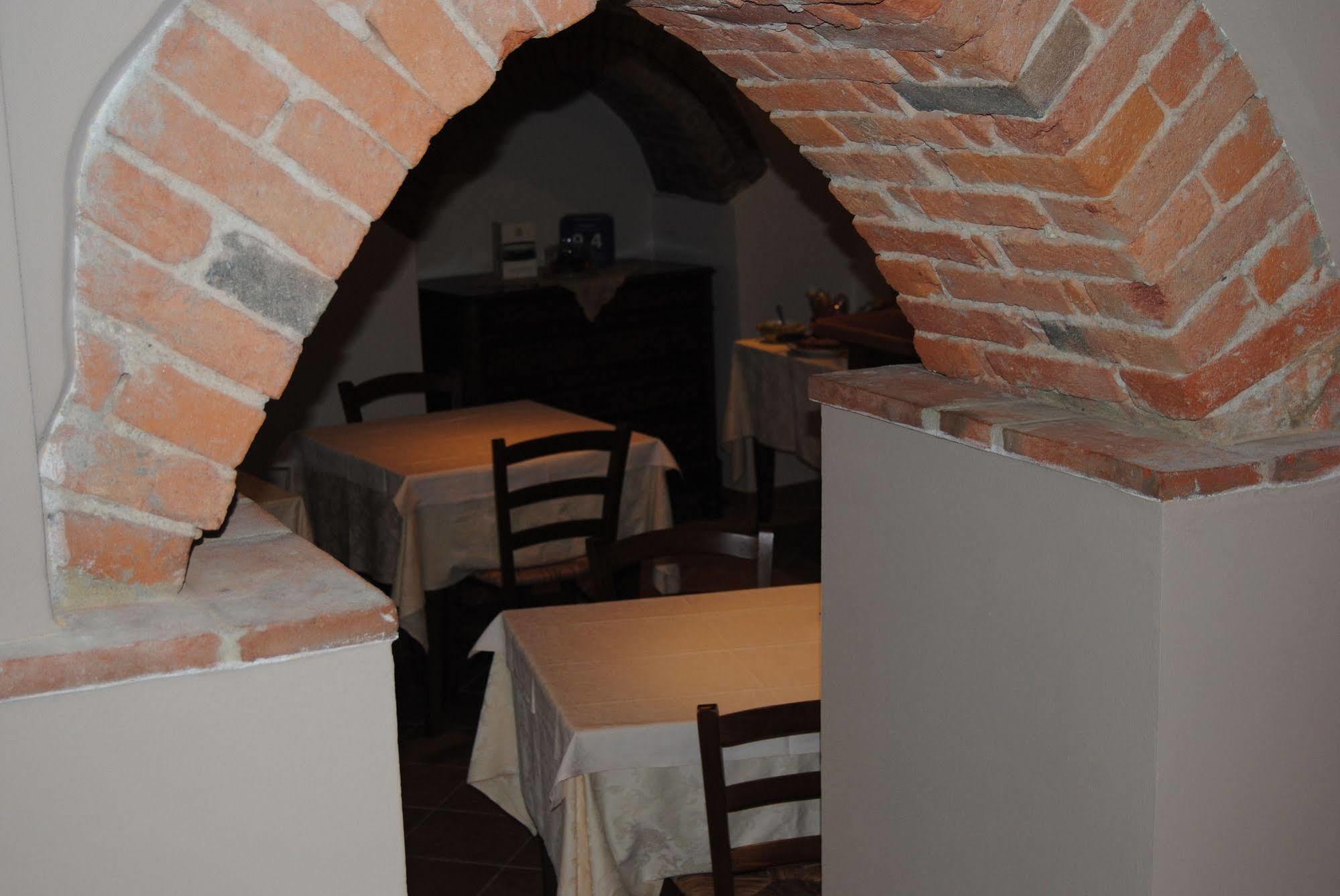 Agriturismo I Grappoli Serralunga d'Alba Extérieur photo